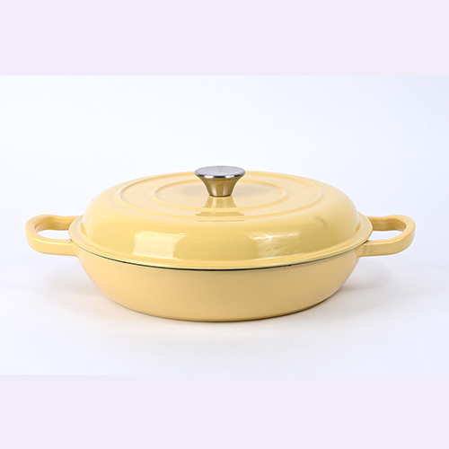 cast iron casserole dish